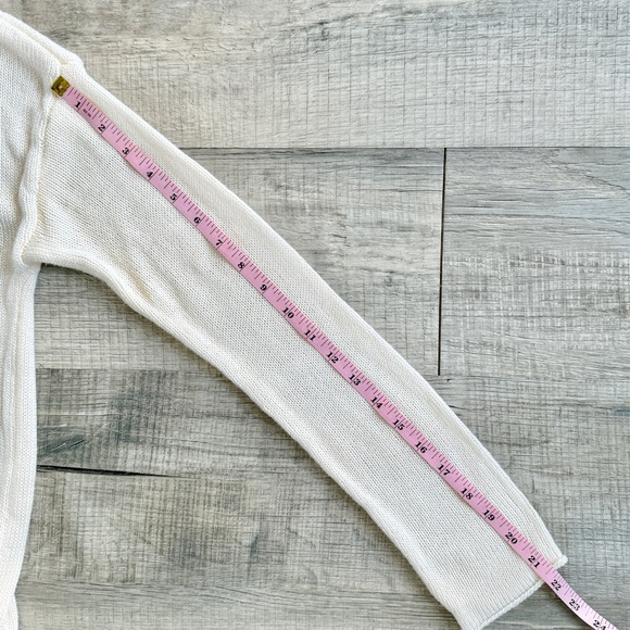 Marled Cream Crew Neck Sweater with Americana Love Graphic (size M) - Picture 10 of 15